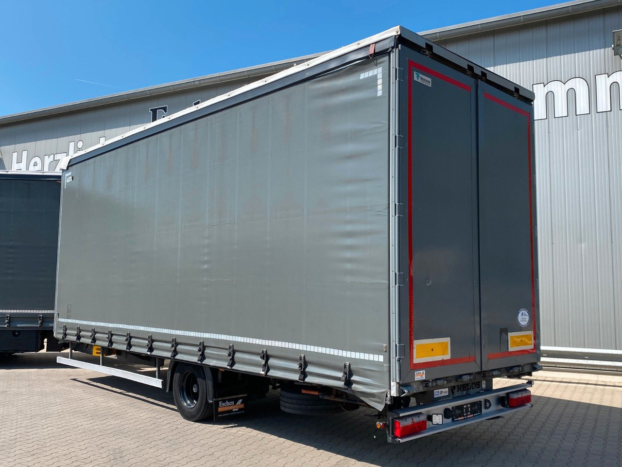 MAN TGM 15.250 + Redos Anhänger GESAMTZUG|Durchlader - Curtainsider truck: picture 5 MAN TGM 15.250 + Redos Anhänger GESAMTZUG|Durchlader - Curtainsider truck: picture 5