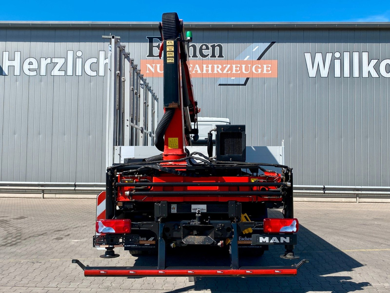 MAN TGM 18.290| Glas/HEGLA*PK12002*Funk*3x Sitze*AHK - Dropside/ Flatbed truck, Crane truck: picture 5 MAN TGM 18.290| Glas/HEGLA*PK12002*Funk*3x Sitze*AHK - Dropside/ Flatbed truck, Crane truck: picture 5