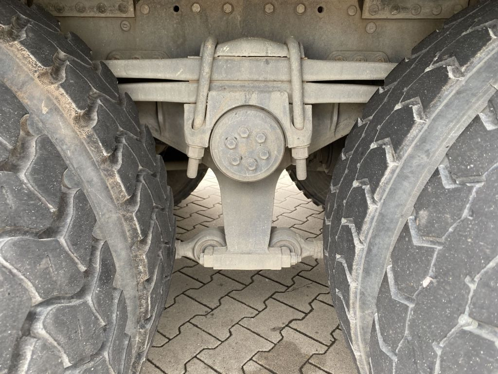 MAN TGS 32.360 8x4 BB | 9m³ Stetter*Navi*HU 06/2026 - Concrete mixer truck: picture 3 MAN TGS 32.360 8x4 BB | 9m³ Stetter*Navi*HU 06/2026 - Concrete mixer truck: picture 3
