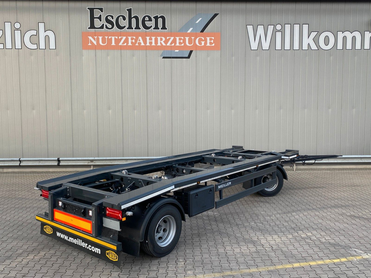 Meiller MG 18 ZO 5,4 NEU*Rückfahrkamera*Werkzeugkasten Meiller MG 18 ZO 5,4 NEU*Werkzeugkasten Abrollcontainer - Roll-off/ Skip trailer: picture 4 Meiller MG 18 ZO 5,4 NEU*Rückfahrkamera*Werkzeugkasten Meiller MG 18 ZO 5,4 NEU*Werkzeugkasten Abrollcontainer - Roll-off/ Skip trailer: picture 4