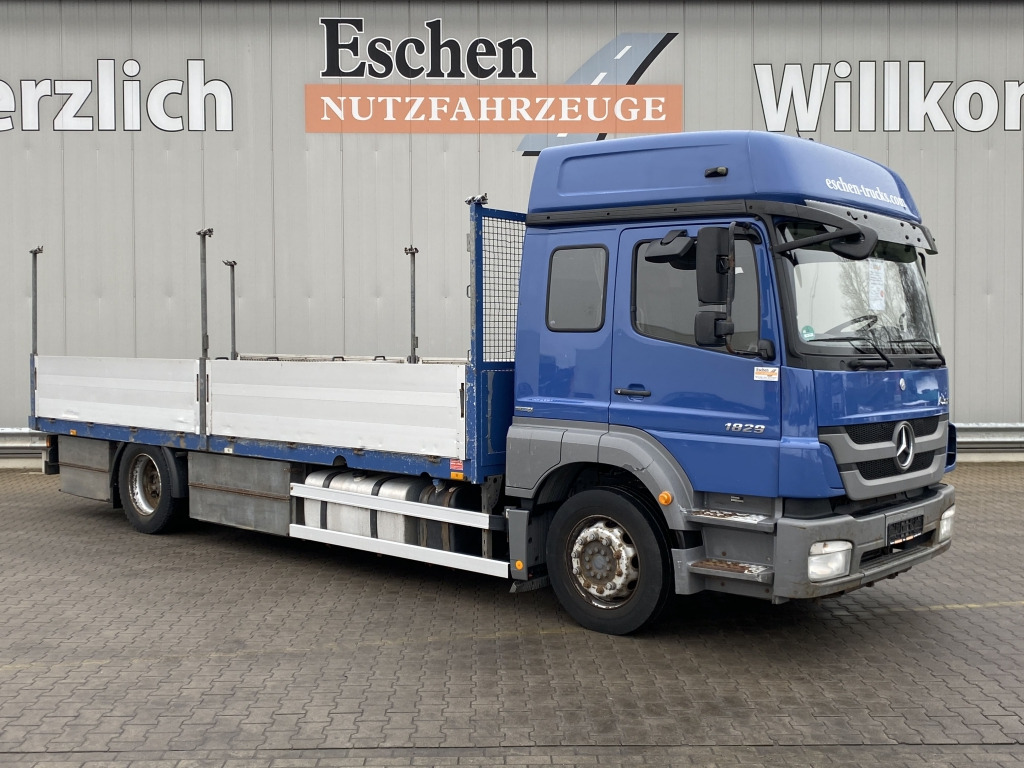 Dropside/ Flatbed truck Mercedes-Benz 1829 LL Axor: picture 6