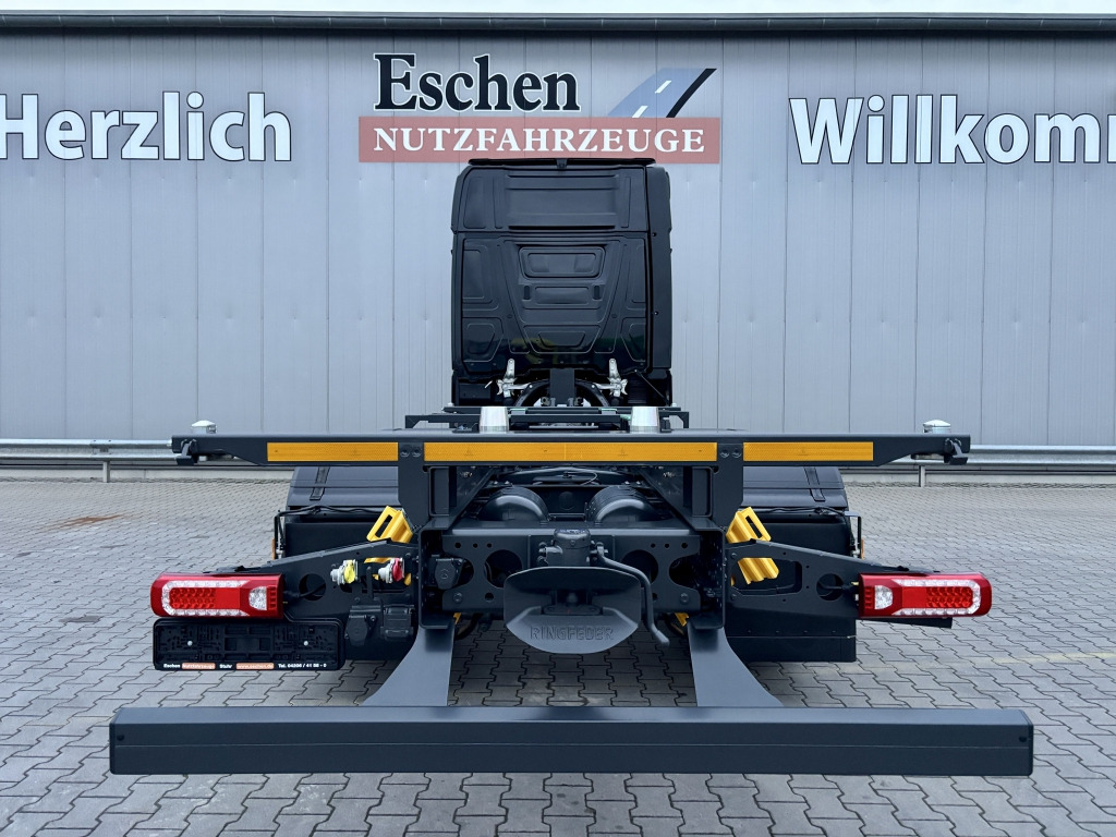 Mercedes-Benz 2542 L 6x2 F 13 Actros GigaSpace - Container transporter/ Swap body truck: picture 4 Mercedes-Benz 2542 L 6x2 F 13 Actros GigaSpace - Container transporter/ Swap body truck: picture 4