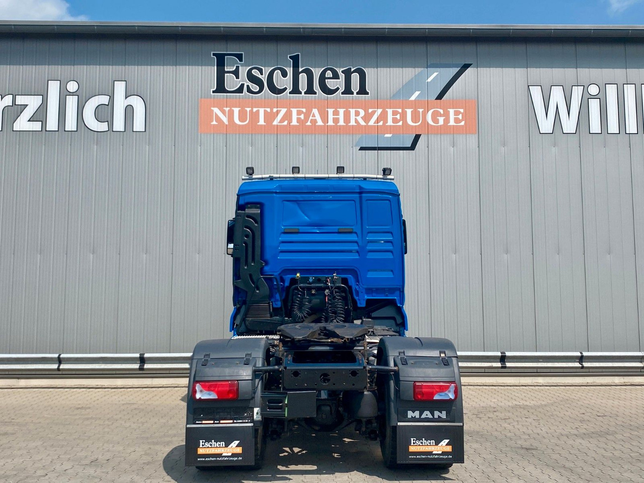 MAN TGX 18.500 4x4 HYDRO| 2x Hydraulik*Retarder*Navi - Tractor unit: picture 4 MAN TGX 18.500 4x4 HYDRO| 2x Hydraulik*Retarder*Navi - Tractor unit: picture 4