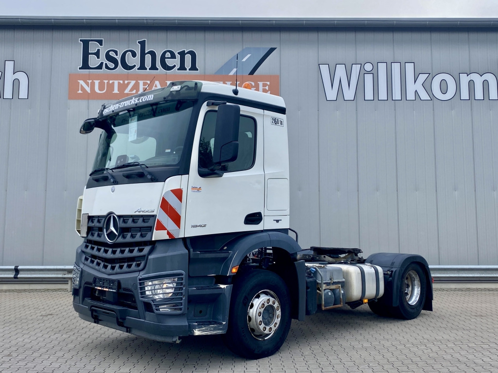 Mercedes-Benz 1842 LS Arocs - Tractor unit: picture 1 Mercedes-Benz 1842 LS Arocs - Tractor unit: picture 1