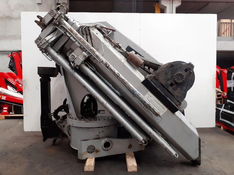 Grúa MKG KLK 541 HP - Loader crane for Truck: picture 5 Grúa MKG KLK 541 HP - Loader crane for Truck: picture 5