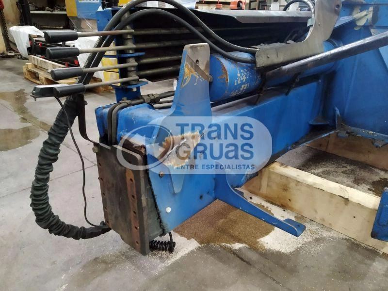 Grúa PK 17000 solo para recambios - Hook lift/ Skip loader system: picture 4 Grúa PK 17000 solo para recambios - Hook lift/ Skip loader system: picture 4