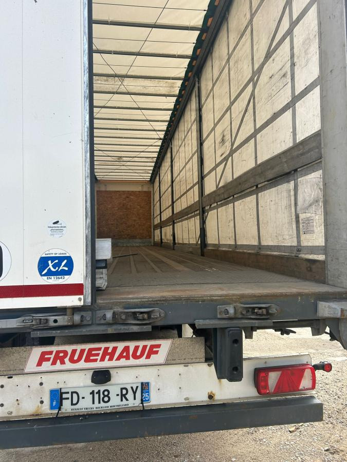 Fruehauf - Curtainsider semi-trailer: picture 2 Fruehauf - Curtainsider semi-trailer: picture 2