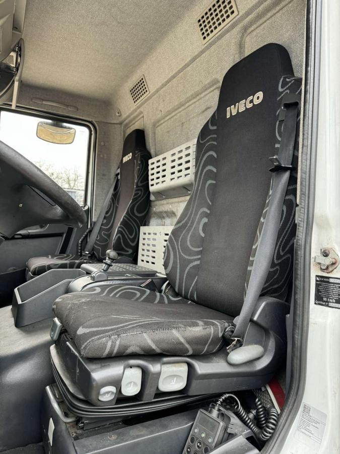 Iveco Eurocargo 160E30 - Refrigerator truck: picture 3 Iveco Eurocargo 160E30 - Refrigerator truck: picture 3