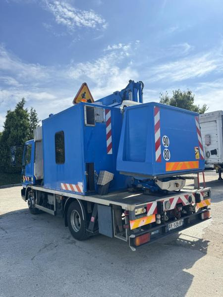 Iveco Eurocargo 160E30 - Truck mounted aerial platform: picture 4 Iveco Eurocargo 160E30 - Truck mounted aerial platform: picture 4