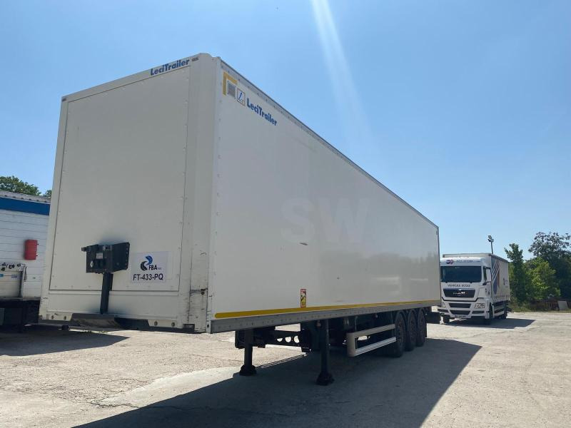Lecitrailer - Closed box semi-trailer: picture 4 Lecitrailer - Closed box semi-trailer: picture 4