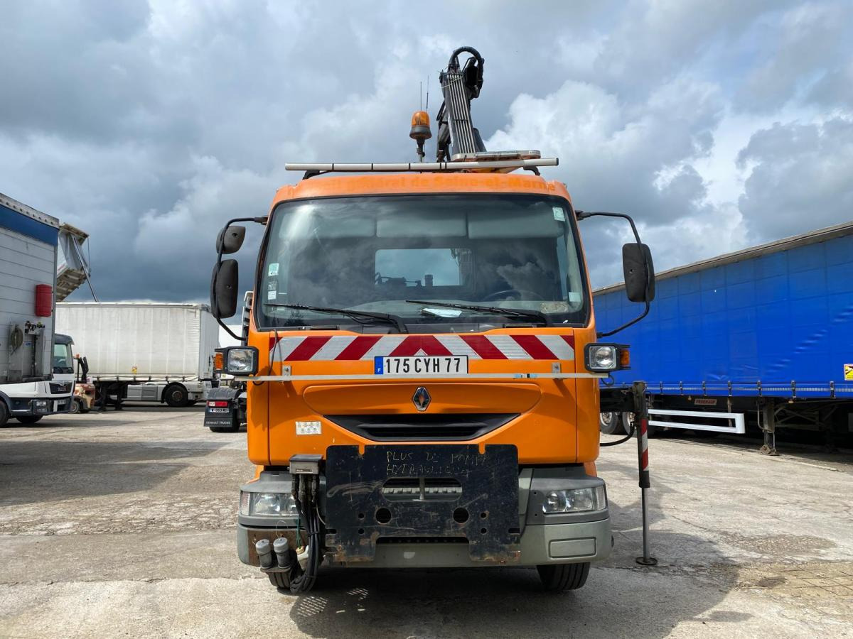 Renault Midlum 180 - Tipper, Crane truck: picture 2 Renault Midlum 180 - Tipper, Crane truck: picture 2