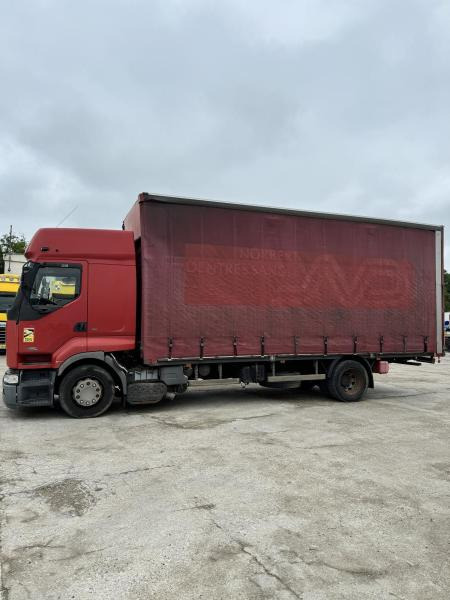 Renault Premium - Curtainsider truck: picture 5 Renault Premium - Curtainsider truck: picture 5