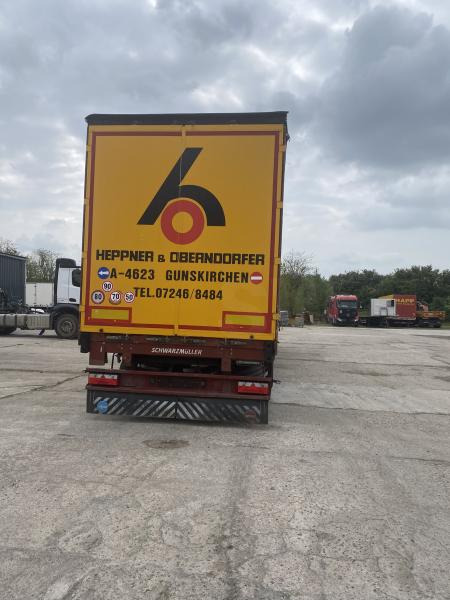 Curtainsider semi-trailer Schwarzmüller: picture 10