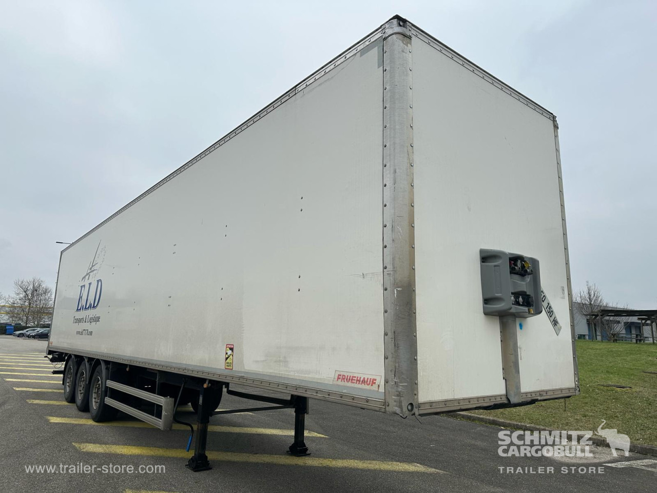FRUEHAUF Dryfreight Standard Roller shutter door - Closed box semi-trailer: picture 1 FRUEHAUF Dryfreight Standard Roller shutter door - Closed box semi-trailer: picture 1