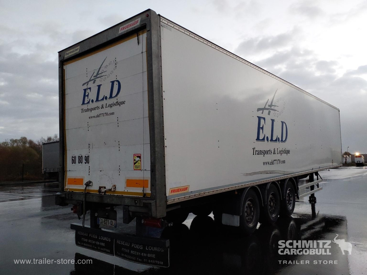 FRUEHAUF Dryfreight Standard Roller shutter door - Closed box semi-trailer: picture 5 FRUEHAUF Dryfreight Standard Roller shutter door - Closed box semi-trailer: picture 5