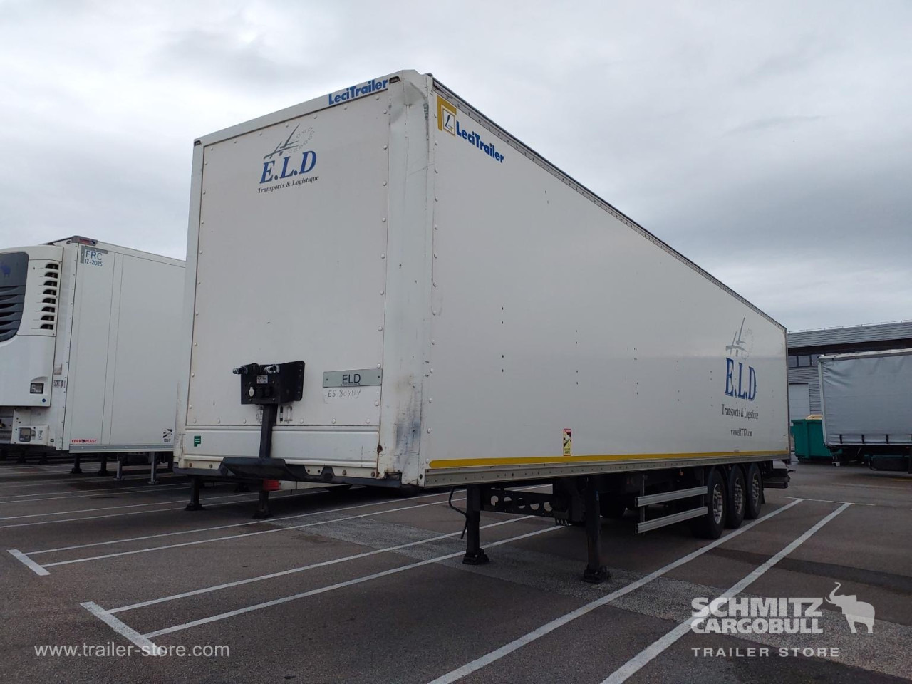 LECI TRAILER Dryfreight Standard Roller shutter door - Closed box semi-trailer: picture 4 LECI TRAILER Dryfreight Standard Roller shutter door - Closed box semi-trailer: picture 4