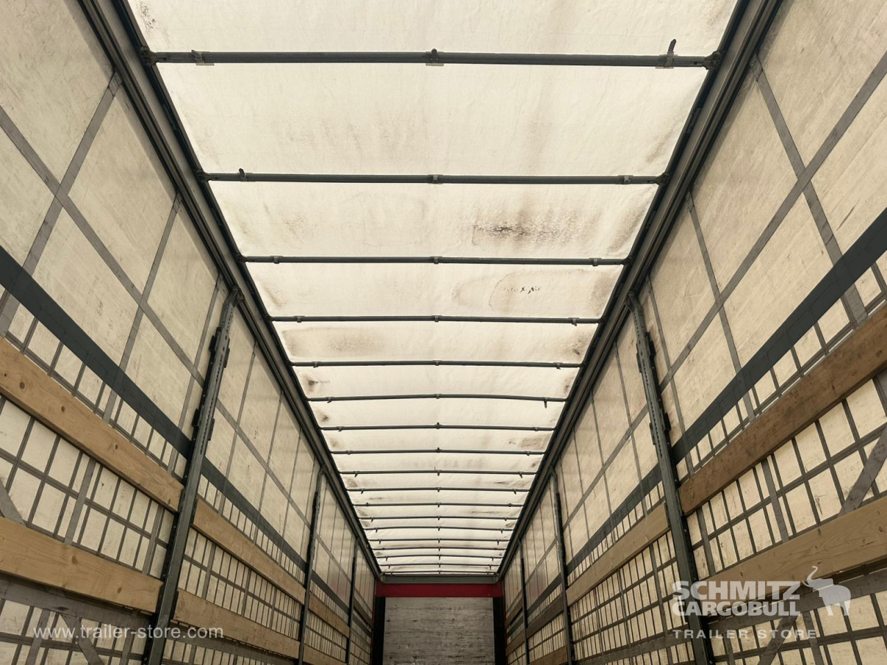 SCHMITZ Curtainsider Standard - Curtainsider semi-trailer: picture 5 SCHMITZ Curtainsider Standard - Curtainsider semi-trailer: picture 5