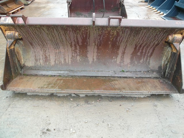 Case 580 - Loader bucket: picture 5 Case 580 - Loader bucket: picture 5