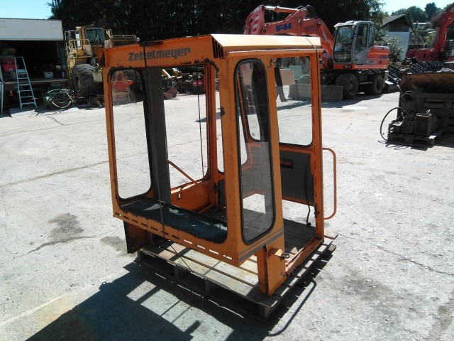 Kabine Zettelmeyer ZL 602  - Cab and interior for Construction machinery: picture 4 Kabine Zettelmeyer ZL 602  - Cab and interior for Construction machinery: picture 4