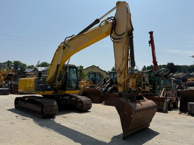 New Holland Kobelco E 215 C - Crawler excavator: picture 2 New Holland Kobelco E 215 C - Crawler excavator: picture 2
