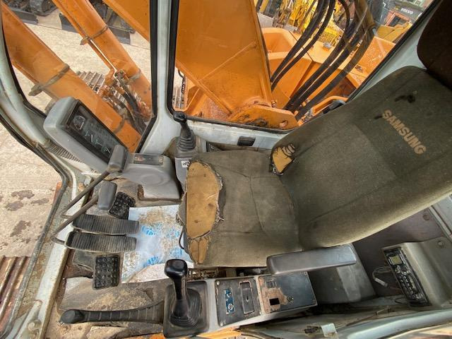 Crawler excavator Samsung SE 210 LC-2: picture 7
