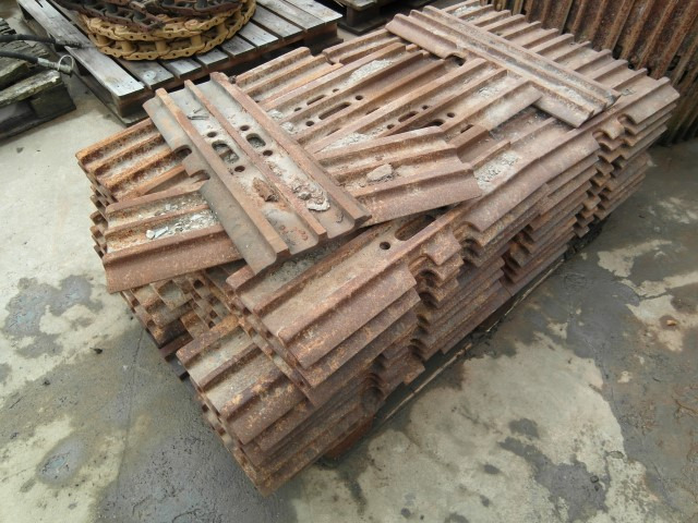 VOLVO EC 180  - Track for Construction machinery: picture 1 VOLVO EC 180  - Track for Construction machinery: picture 1