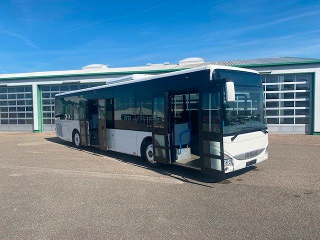 Iveco Crossway LE KLIMA LAWO ZF EcoLife - City bus: picture 2 Iveco Crossway LE KLIMA LAWO ZF EcoLife - City bus: picture 2
