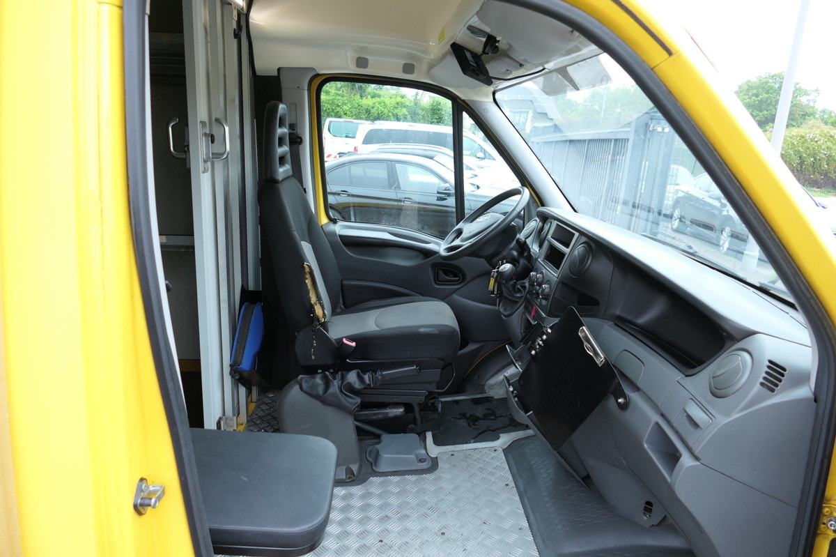 IVECO Daily 35 S11 C30C AUTOMATIK KAMERA Regale LUFT D - Box van: picture 5 IVECO Daily 35 S11 C30C AUTOMATIK KAMERA Regale LUFT D - Box van: picture 5