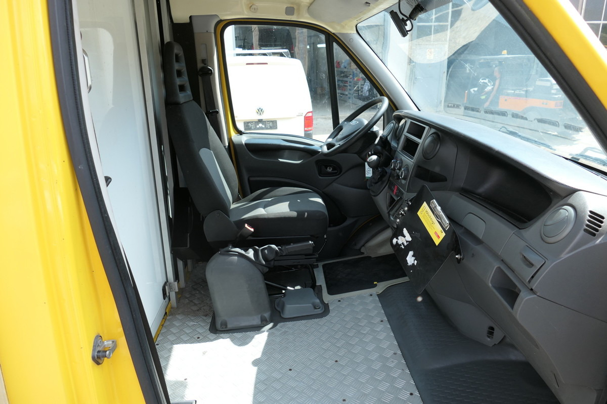 Box van IVECO Daily 35 S11 C30C AUTOMATIK KAMERA Regale LUFT D: picture 8