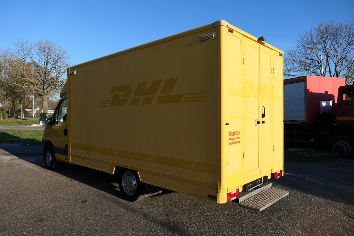 IVECO Daily 35 S11 C30C AUTOMATIK KAMERA Regale LUFT D - Box van: picture 3 IVECO Daily 35 S11 C30C AUTOMATIK KAMERA Regale LUFT D - Box van: picture 3