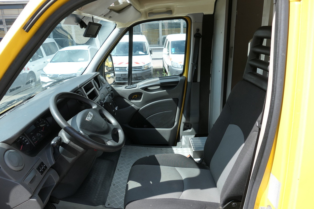 Box van IVECO Daily 35 S11 C30C AUTOMATIK KAMERA Regale LUFT D: picture 7
