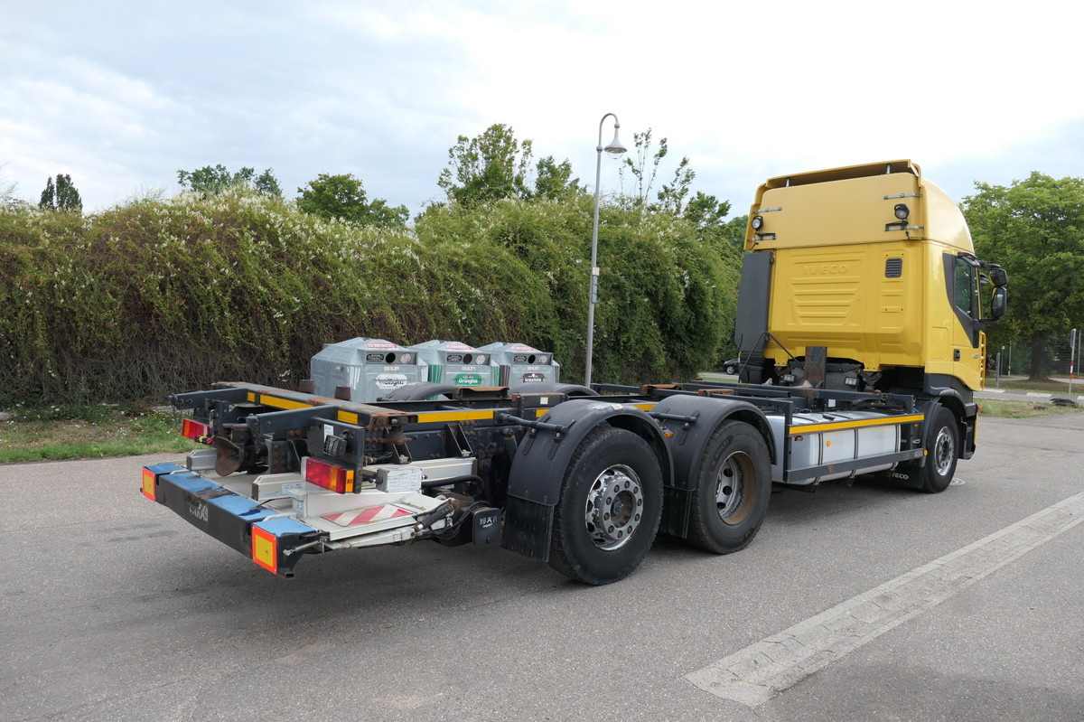 IVECO STRALIS AS 260 S42 Y/FS-CM ECO LBW AHK KLIMA INT - Container transporter/ Swap body truck: picture 4 IVECO STRALIS AS 260 S42 Y/FS-CM ECO LBW AHK KLIMA INT - Container transporter/ Swap body truck: picture 4
