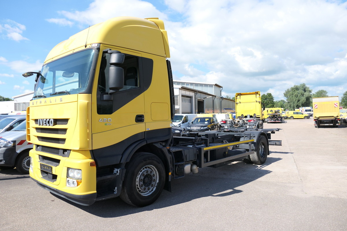 IVECO Stralis AS 190 S 420 ECO LBW AHK KLIMA INTARDER - Container transporter/ Swap body truck: picture 3 IVECO Stralis AS 190 S 420 ECO LBW AHK KLIMA INTARDER - Container transporter/ Swap body truck: picture 3