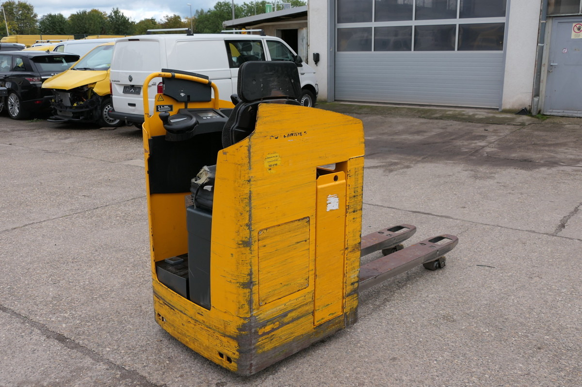 JUNGHEINRICH ESE 220 Batterie 20/2021 - Pallet truck: picture 4 JUNGHEINRICH ESE 220 Batterie 20/2021 - Pallet truck: picture 4