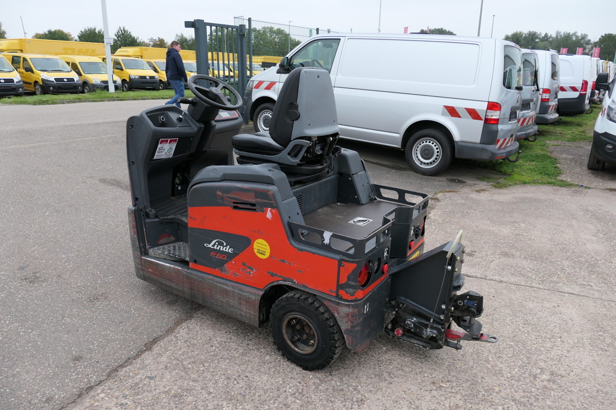 LINDE P 60 Z Schlepper Batterie 33/2019 - Tow tractor: picture 3 LINDE P 60 Z Schlepper Batterie 33/2019 - Tow tractor: picture 3