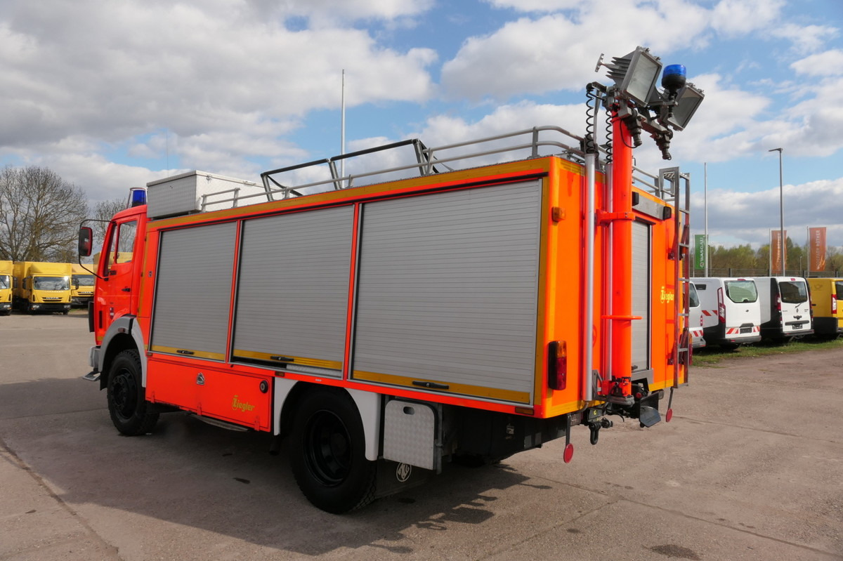 Fire truck MERCEDES-BENZ 1019 AF Rüstwagen 4x4 TOP ZUSTAND: picture 6