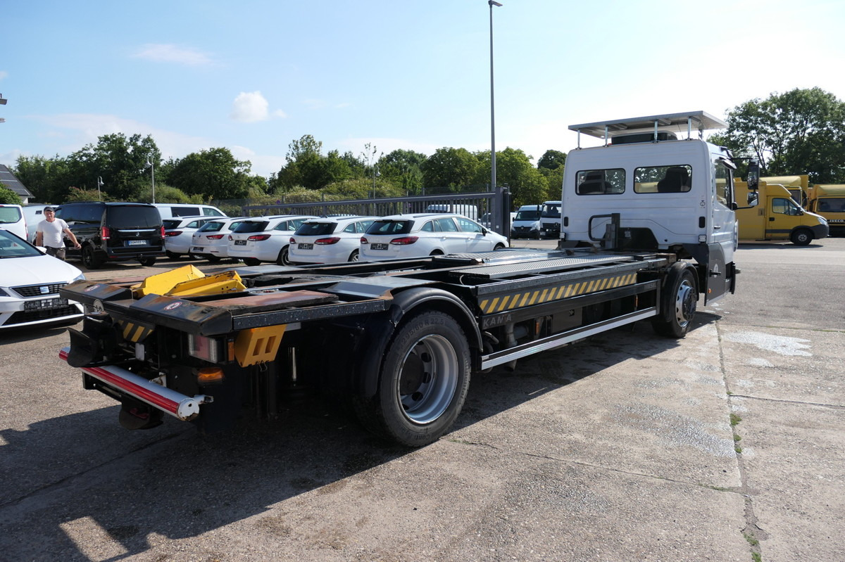 MERCEDES-BENZ Kamag Wiesel WBH 25 Wiesel Umsetzfahrzeug - Container transporter/ Swap body truck: picture 4 MERCEDES-BENZ Kamag Wiesel WBH 25 Wiesel Umsetzfahrzeug - Container transporter/ Swap body truck: picture 4