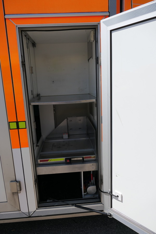 Ambulance MERCEDES-BENZ Sprinter 519 CDI Klima Krankenwagen: picture 7