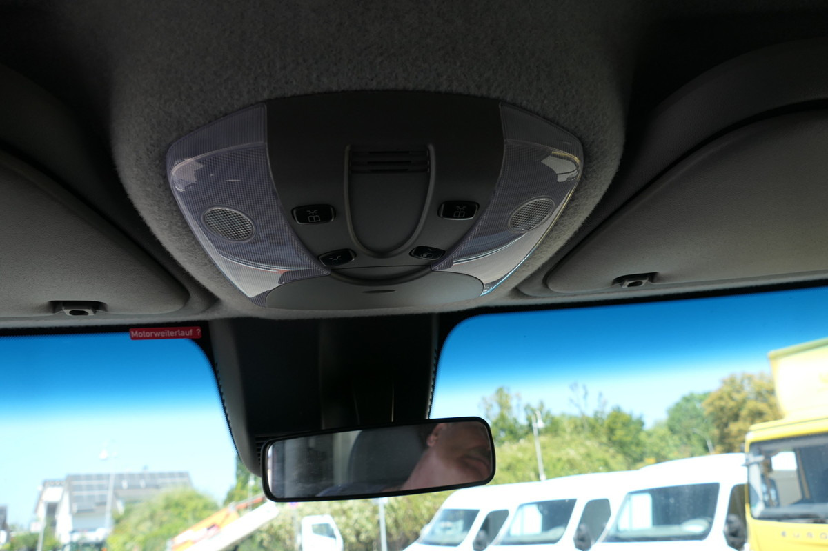 Ambulance MERCEDES-BENZ Sprinter 519 CDI Klima Krankenwagen: picture 18