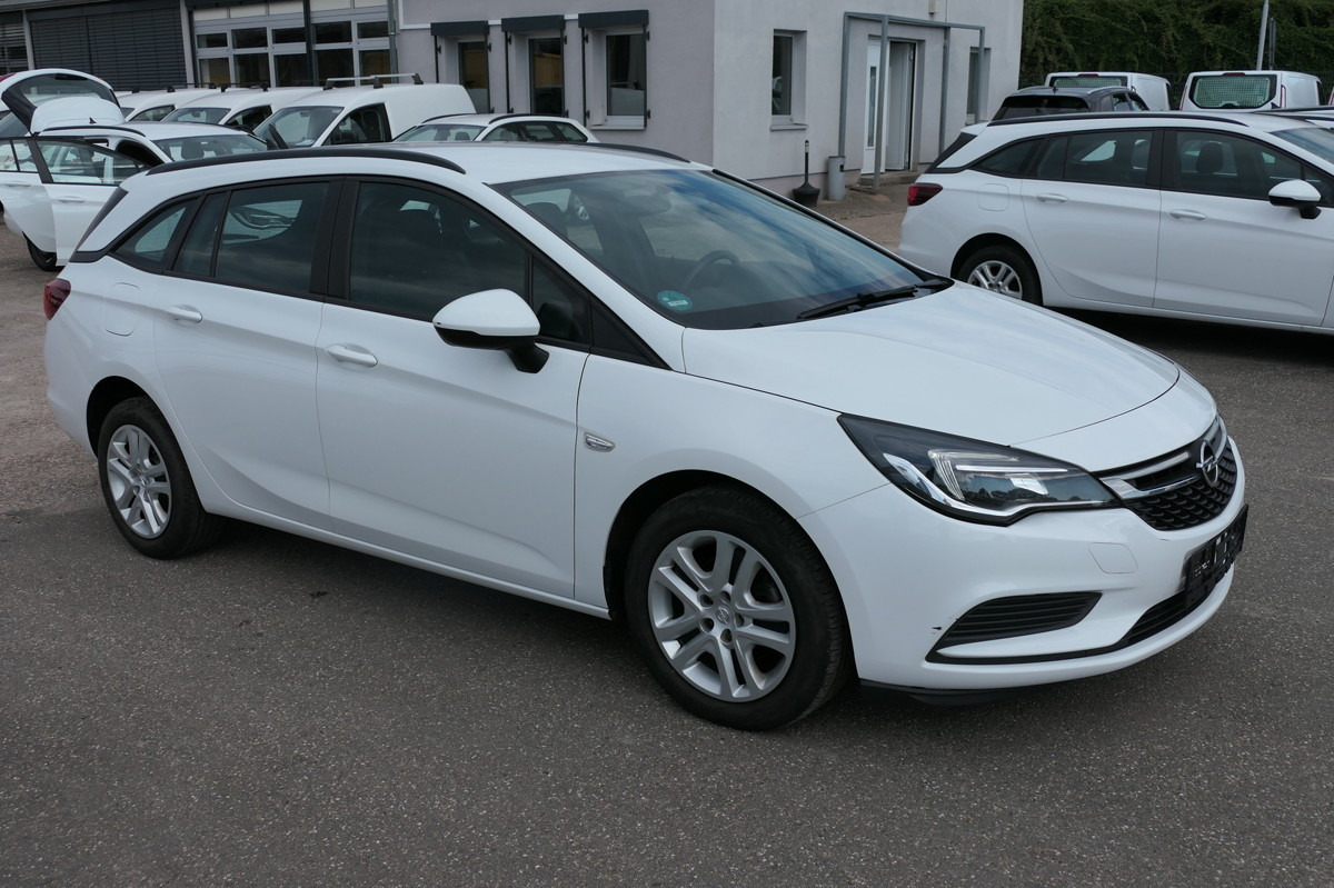 OPEL Astra K 1.6 CDTI Edition S/S KLIMA - Car: picture 2 OPEL Astra K 1.6 CDTI Edition S/S KLIMA - Car: picture 2