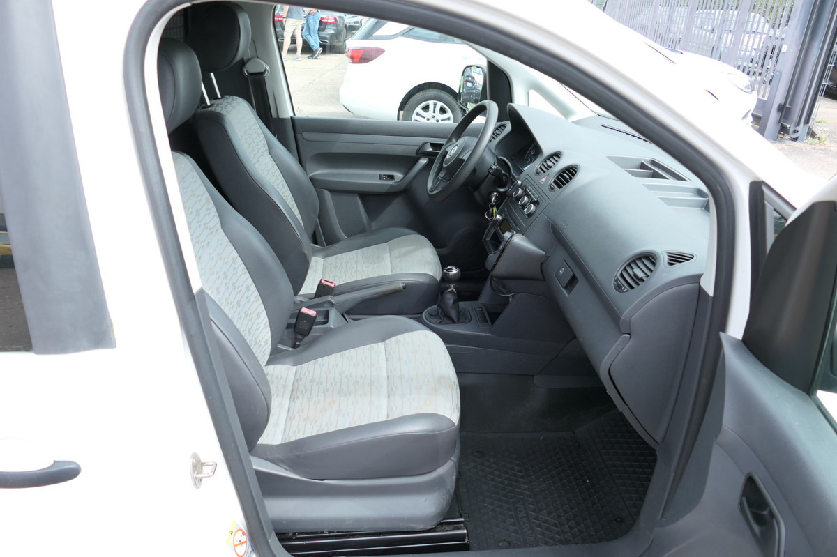 Small van VW Caddy 2.0 TDI 4Motion Klima Werkstatteinbauten: picture 6