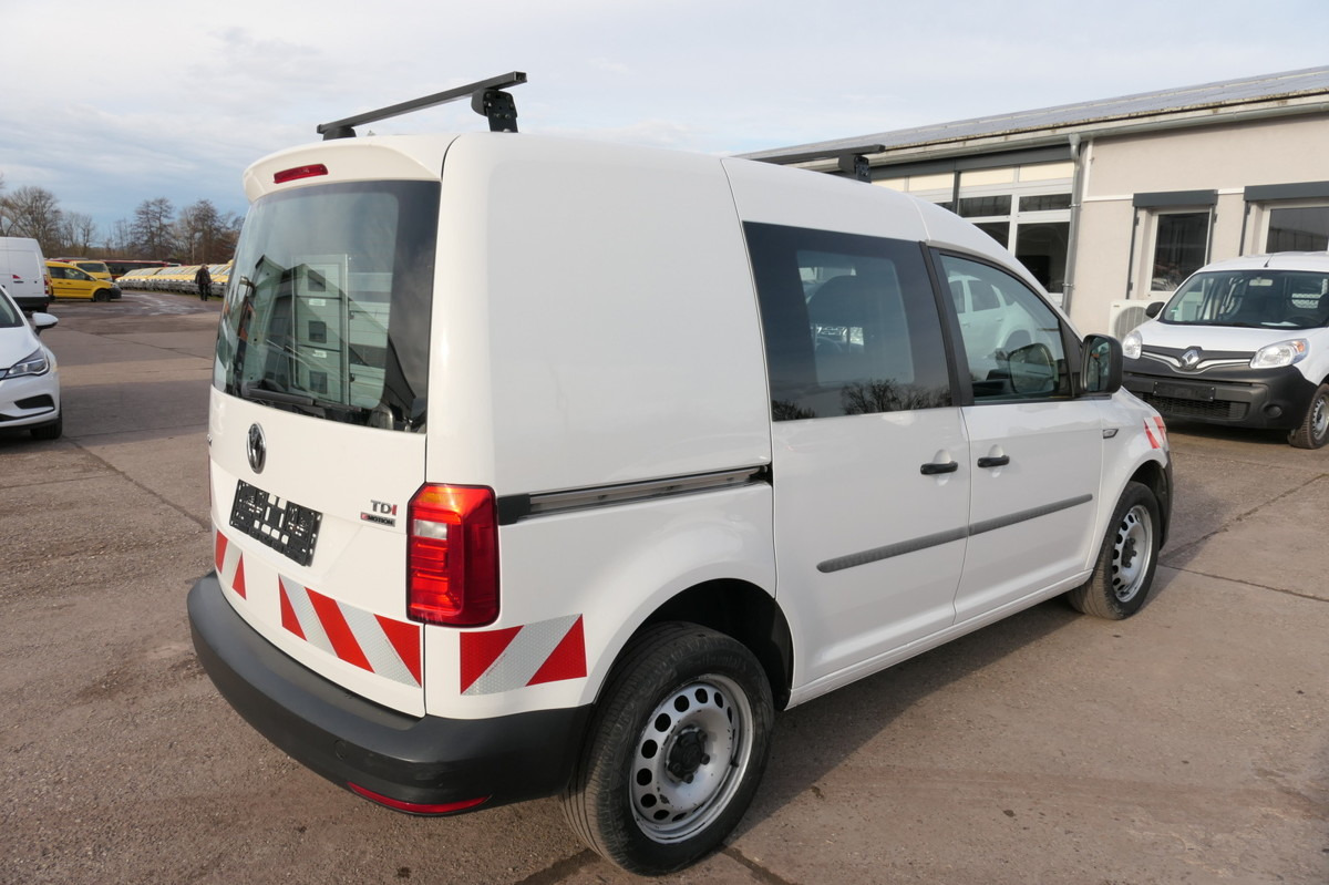 VW Caddy 2.0 TDI 4Motion Klima Werkstatteinbauten T - Small van: picture 4 VW Caddy 2.0 TDI 4Motion Klima Werkstatteinbauten T - Small van: picture 4