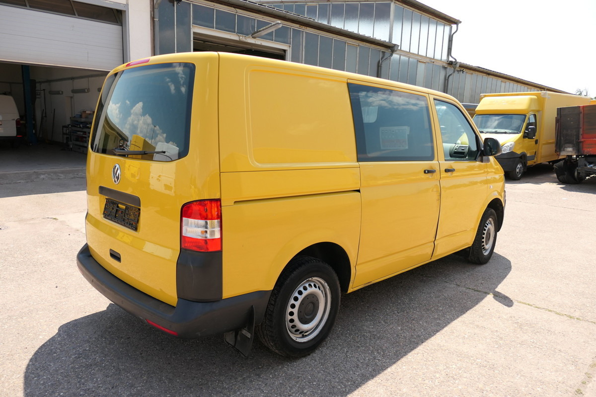 VW T5 Transporter 2.0 TDI EURO-5 CoC 2xSCHIEBETÜR P - Small van: picture 4 VW T5 Transporter 2.0 TDI EURO-5 CoC 2xSCHIEBETÜR P - Small van: picture 4
