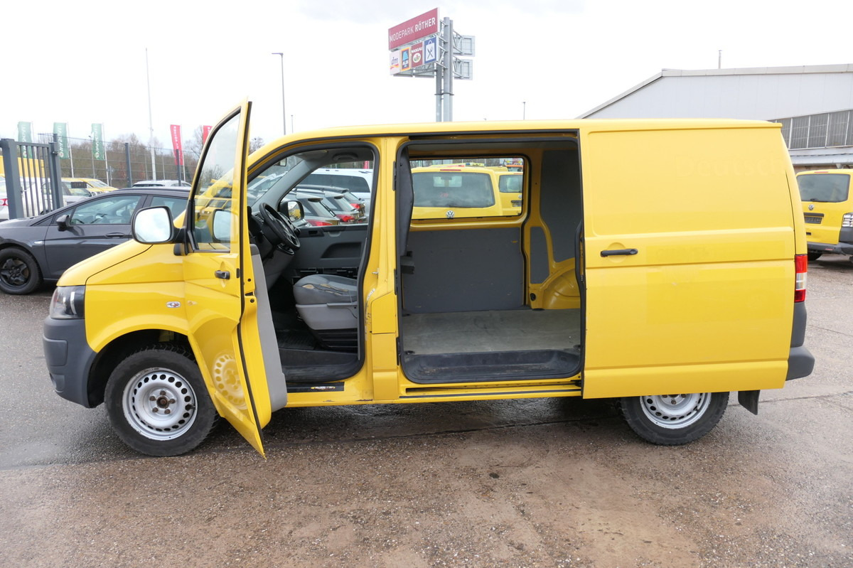 Small van VW T5 Transporter 2.0 TDI PARKTRONIK EURO-5 2xSCHIE: picture 10 Small van VW T5 Transporter 2.0 TDI PARKTRONIK EURO-5 2xSCHIE: picture 10