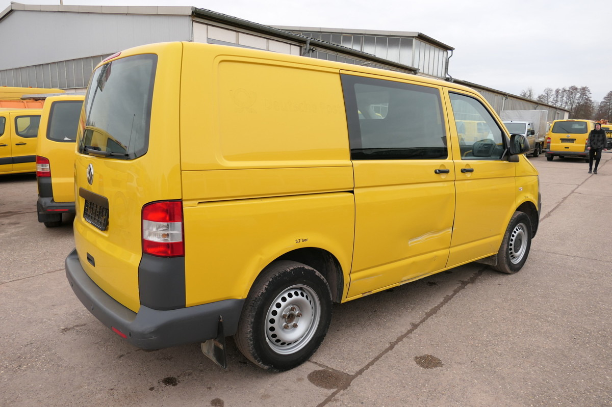 VW T5 Transporter 2.0 TDI PARKTRONIK EURO-5 2xSCHIE - Small van: picture 4 VW T5 Transporter 2.0 TDI PARKTRONIK EURO-5 2xSCHIE - Small van: picture 4