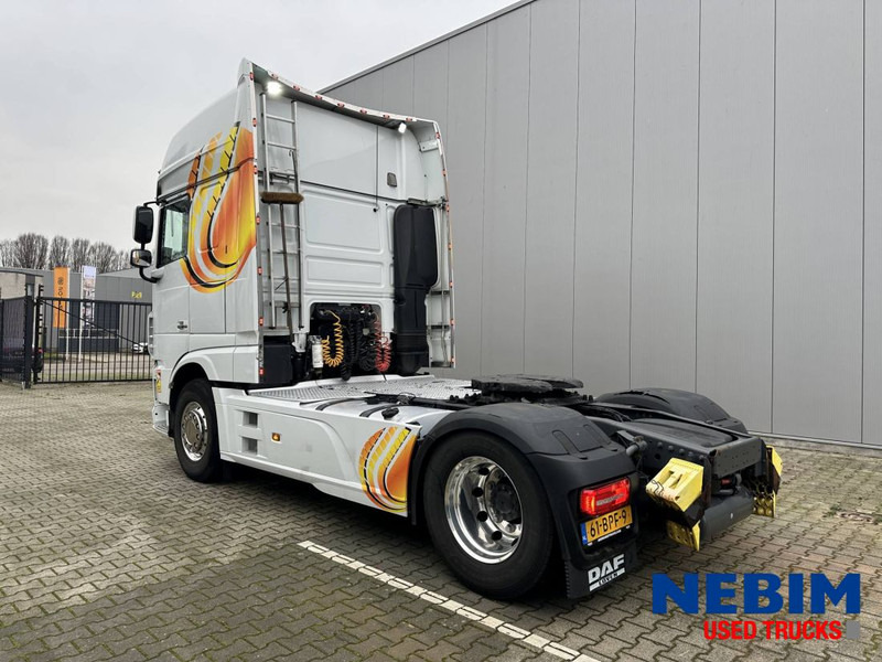 Tractor unit DAF XF480 4x2 - 688.836km - leather interior - Parking airco: picture 10 Tractor unit DAF XF480 4x2 - 688.836km - leather interior - Parking airco: picture 10