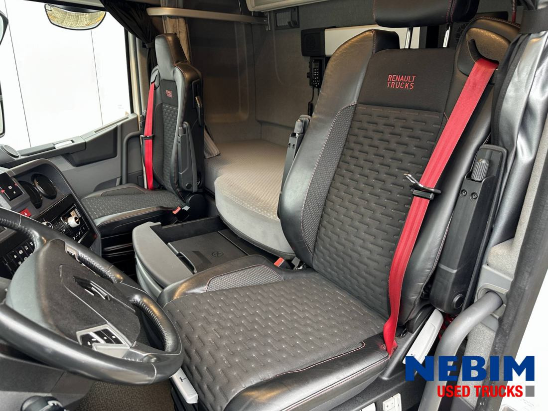 Renault T HIGH 520 4x2 - Parking Airco - Tractor unit: picture 3 Renault T HIGH 520 4x2 - Parking Airco - Tractor unit: picture 3