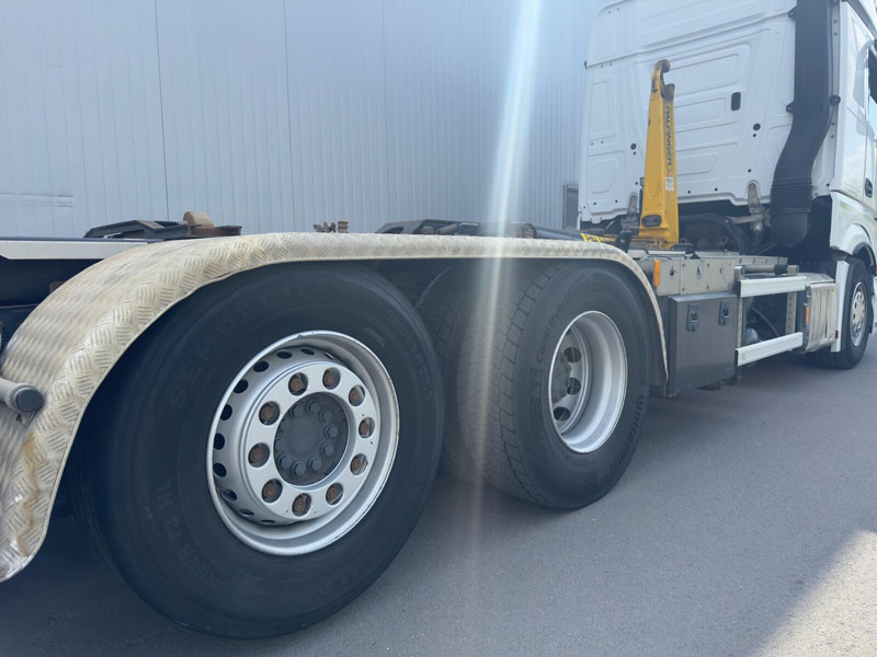 Mercedes-Benz Actros 2548 - Tractor unit: picture 5 Mercedes-Benz Actros 2548 - Tractor unit: picture 5