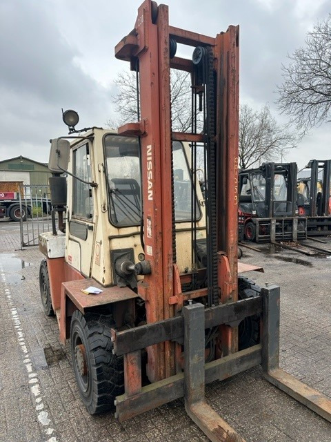 Nissan DF-05-A-60-U - Diesel forklift: picture 1 Nissan DF-05-A-60-U - Diesel forklift: picture 1