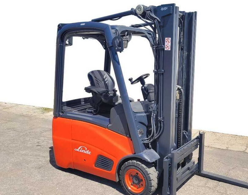 Linde E 16 C-01/386 (batt. 2016) - Electric forklift: picture 1 Linde E 16 C-01/386 (batt. 2016) - Electric forklift: picture 1